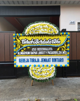 Papan Bunga Duka di Jangka Buaya