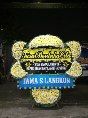 Papan Bunga Duka di Jangka Buaya